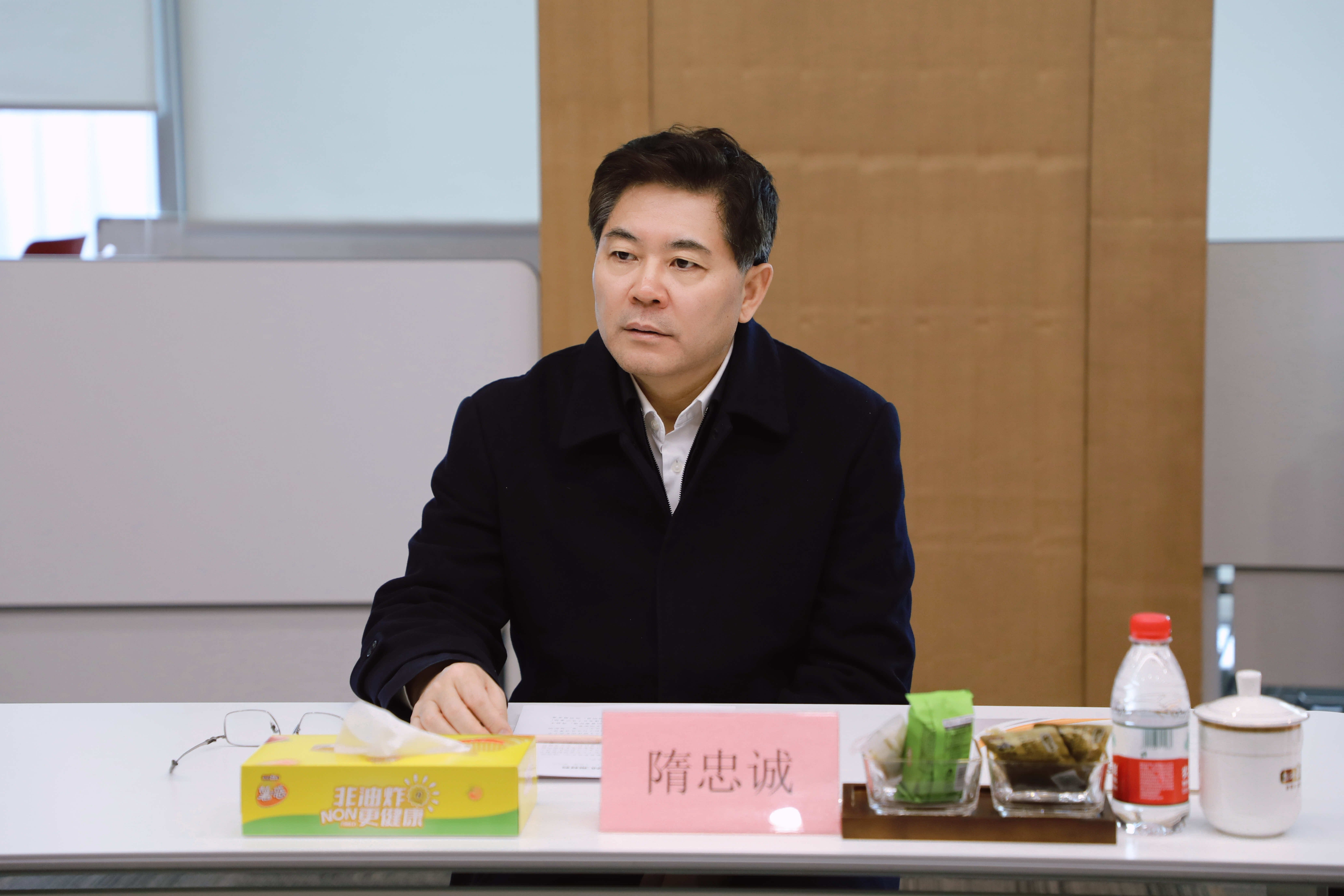 省委统战部部长隋忠诚一行到pg电子开展春节走访慰问