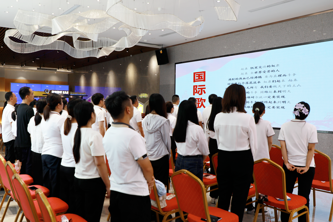 以高质量党建引擎驱动高质量发展新征程——中共盐津党委隆重召开年度总结暨表彰大会